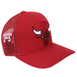 Men PRO STANDARD Chicago Bulls Classic Pinch Trucker Hat