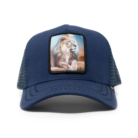 Men GOLD STAR Lion Trucker Hat